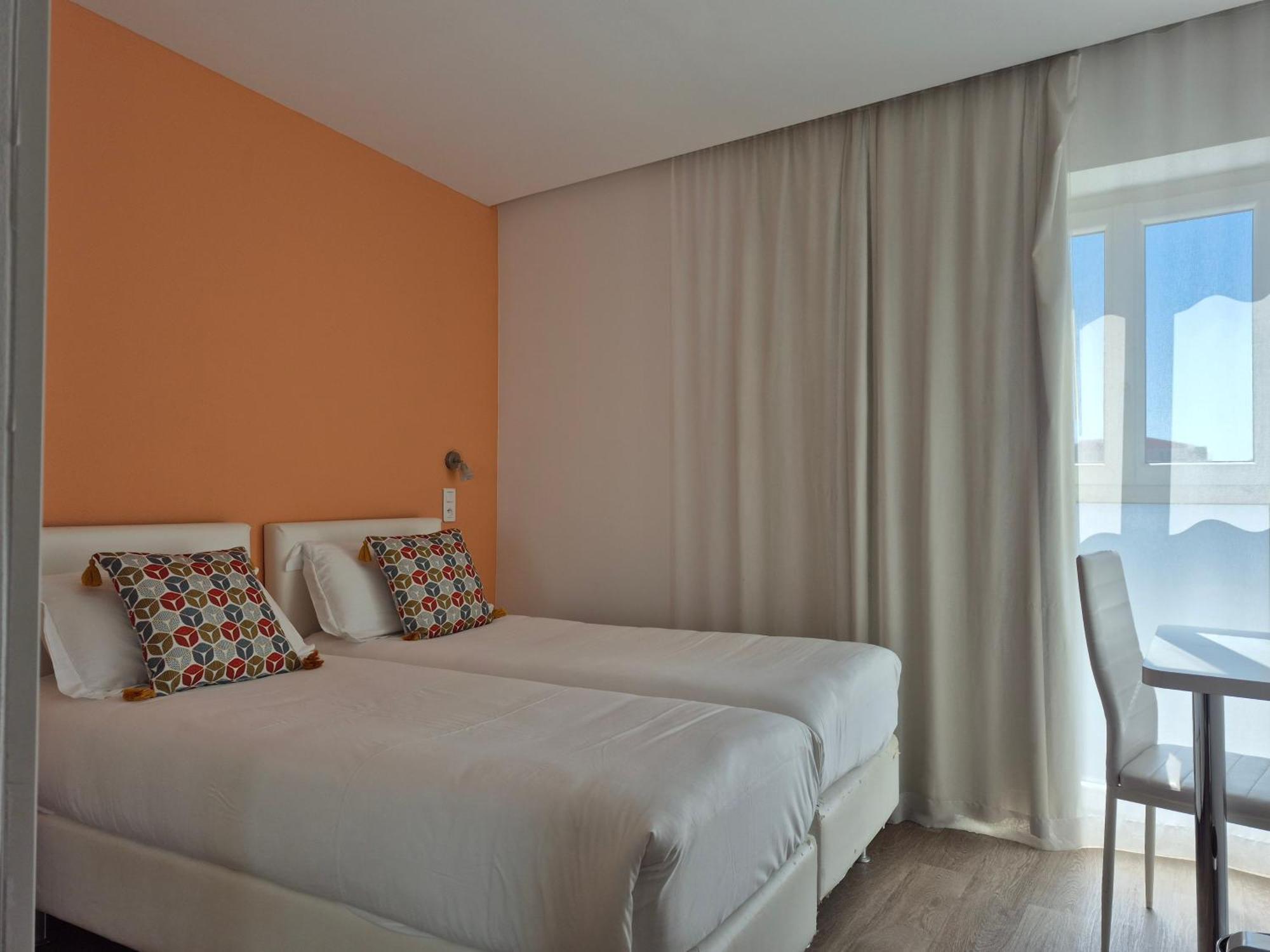 Hotel Ligure Кан Екстериор снимка