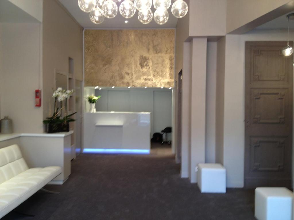Hotel Ligure Кан Екстериор снимка