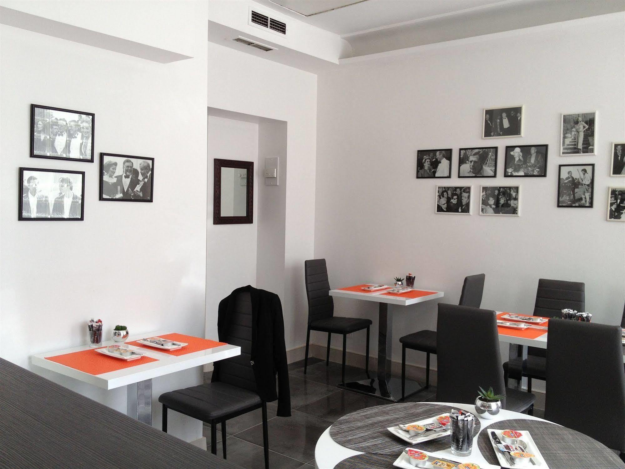 Hotel Ligure Кан Екстериор снимка